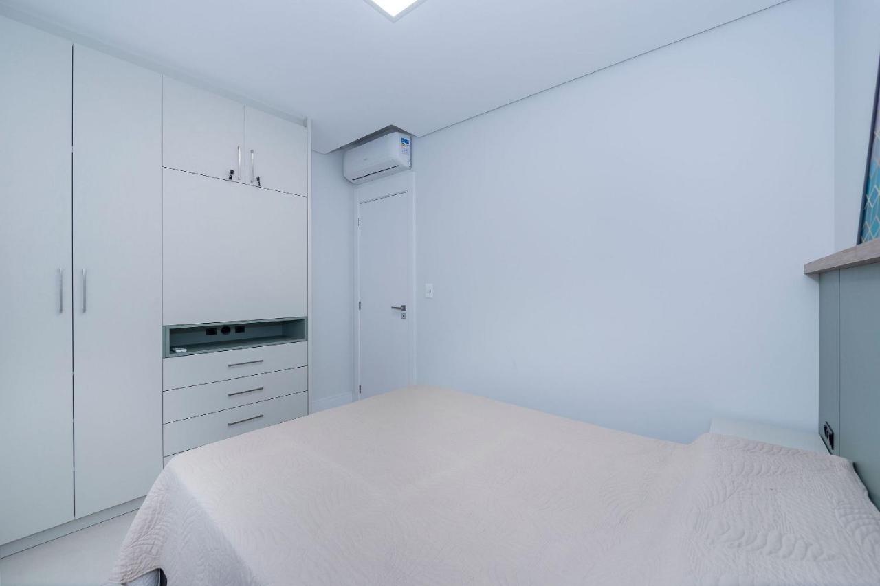 Adra 106 - Apartamento No Centro De Bombinhas - Rooftop Com Piscina E Academia - A Poucos Metros Da Praia - Zewnętrze zdjęcie