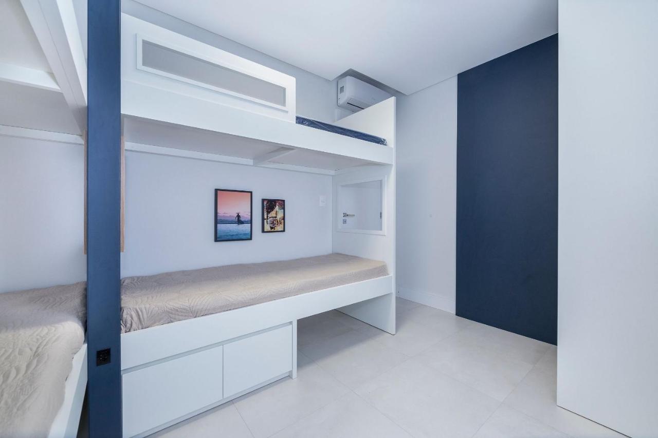 Adra 106 - Apartamento No Centro De Bombinhas - Rooftop Com Piscina E Academia - A Poucos Metros Da Praia - Zewnętrze zdjęcie