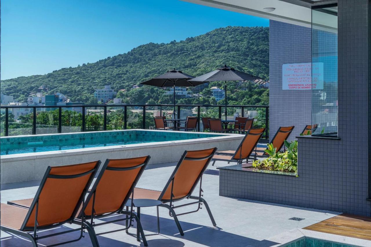 Adra 106 - Apartamento No Centro De Bombinhas - Rooftop Com Piscina E Academia - A Poucos Metros Da Praia - Zewnętrze zdjęcie