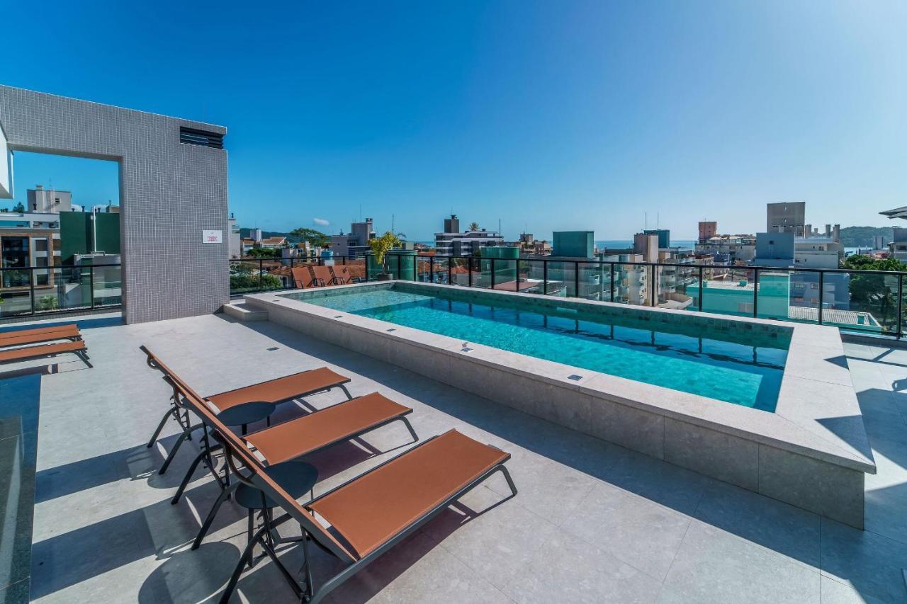Adra 106 - Apartamento No Centro De Bombinhas - Rooftop Com Piscina E Academia - A Poucos Metros Da Praia - Zewnętrze zdjęcie