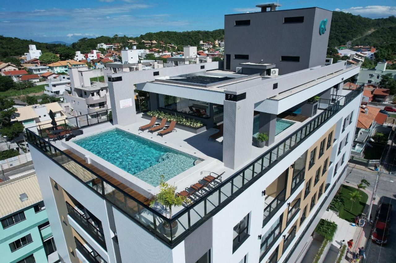 Adra 106 - Apartamento No Centro De Bombinhas - Rooftop Com Piscina E Academia - A Poucos Metros Da Praia - Zewnętrze zdjęcie