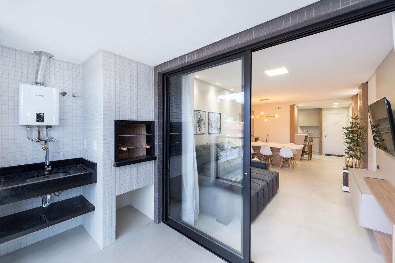 Adra 106 - Apartamento No Centro De Bombinhas - Rooftop Com Piscina E Academia - A Poucos Metros Da Praia - Zewnętrze zdjęcie