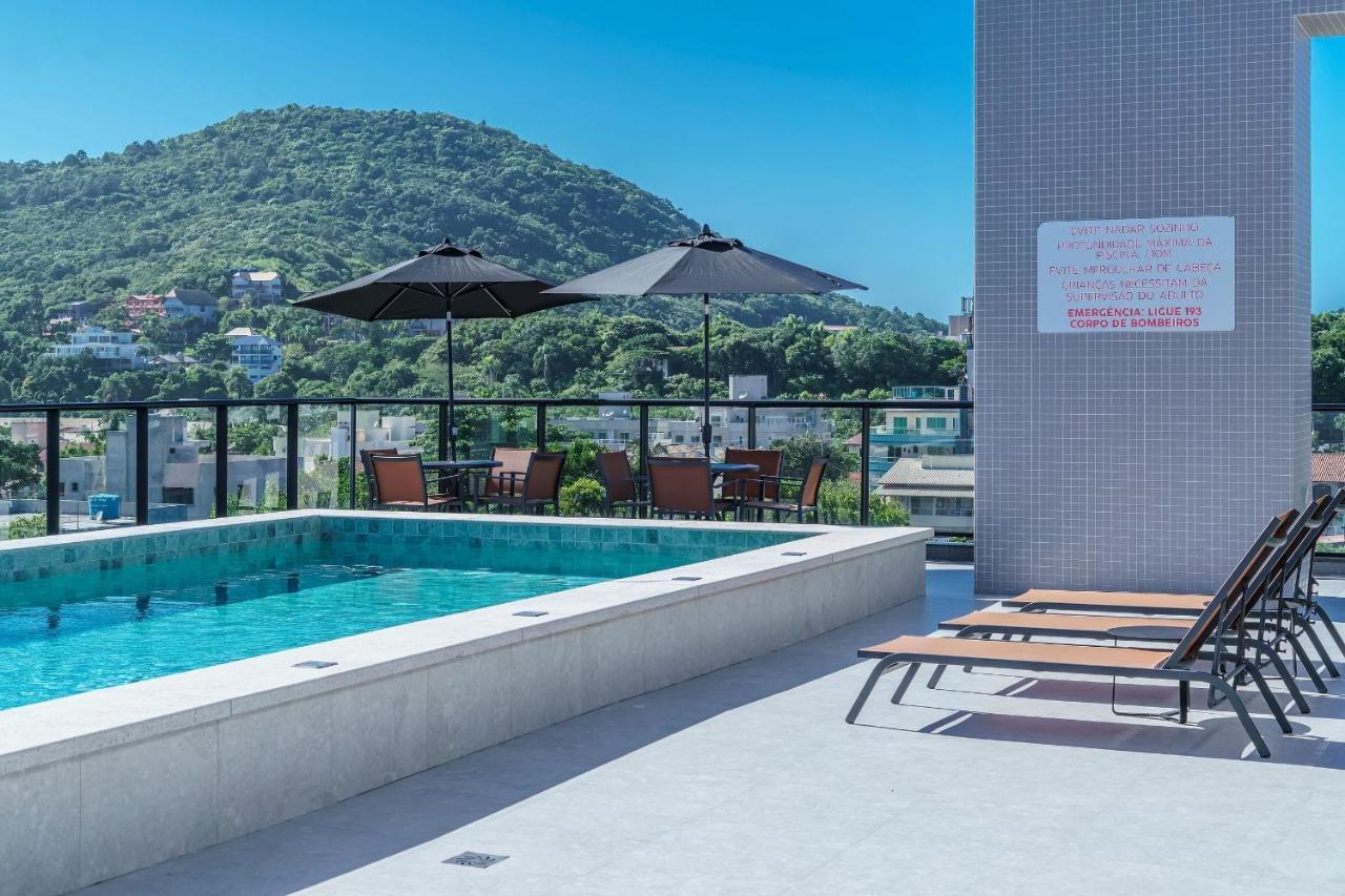 Adra 106 - Apartamento No Centro De Bombinhas - Rooftop Com Piscina E Academia - A Poucos Metros Da Praia - Zewnętrze zdjęcie