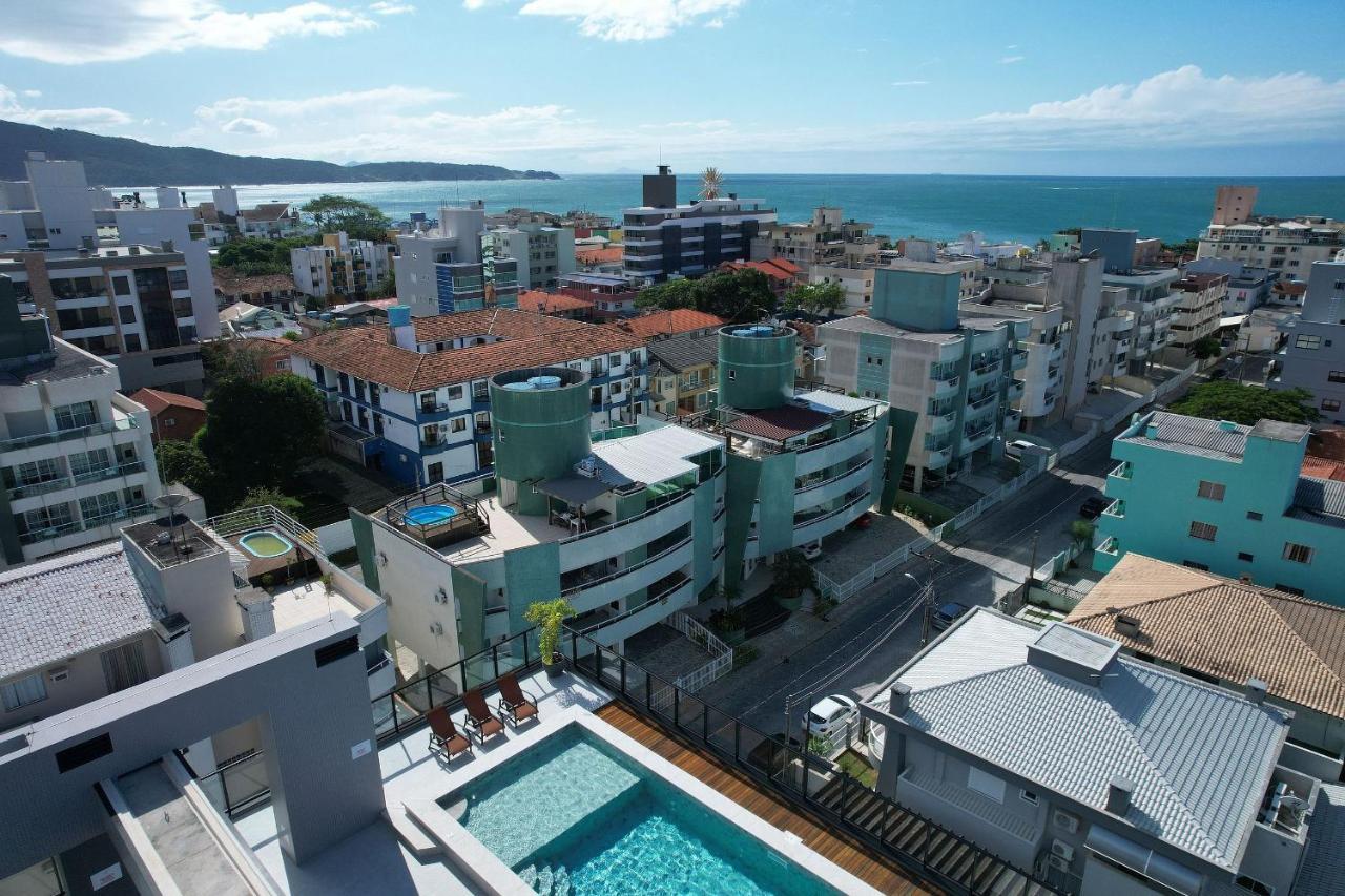 Adra 106 - Apartamento No Centro De Bombinhas - Rooftop Com Piscina E Academia - A Poucos Metros Da Praia - Zewnętrze zdjęcie
